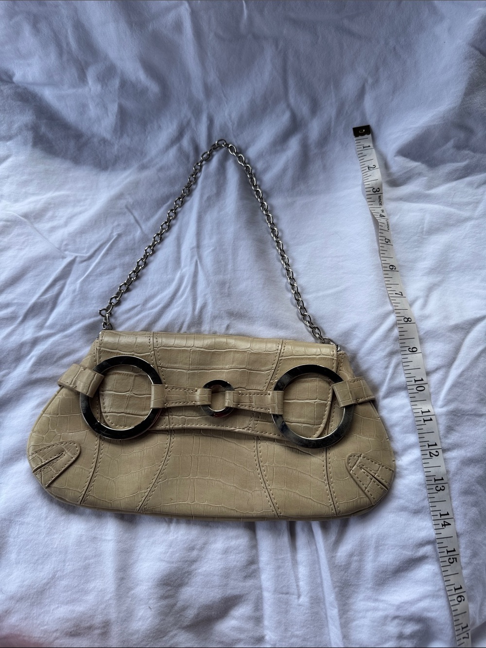 Beige Crocodile-Embossed Shoulder Bag with Chain Strap